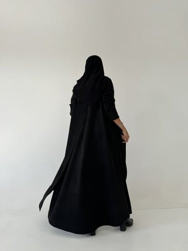 عباية شامواه مع ياقة قصة ربع كلوش