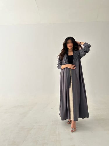 عباية كريب بارد نص كلوش