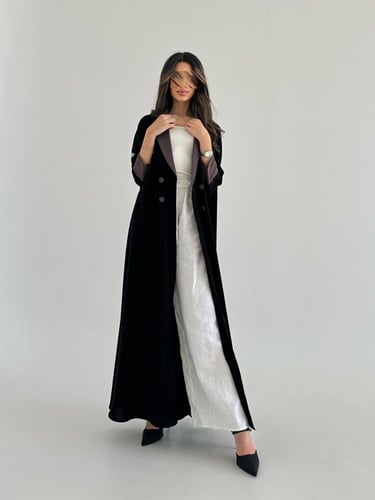 عباية رسمي بياقة كريب ملكي