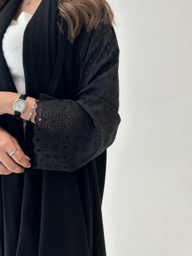 عباية كريب مع أكمام راكة