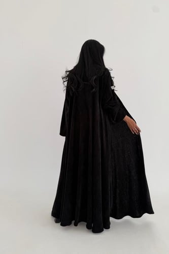 عباية صوف اسود قصة نص كلوش