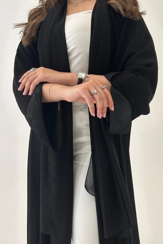 عباية لف كريب مع كسر من الخلف