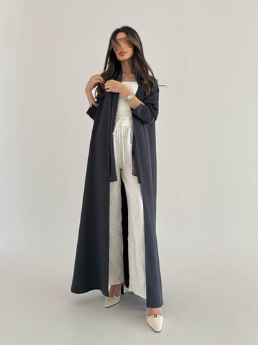 عبايه كريب بارد أكمام بفتحة