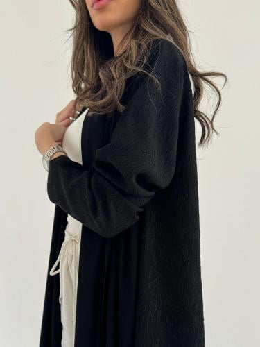 عباية سوداء جاكار مع لمعة قصة نص كلوش