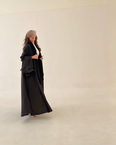 عباية كريب كلوش أكمام اورقنزا