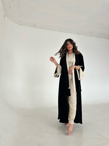 عباية كريب ملكي اكمام فتحة