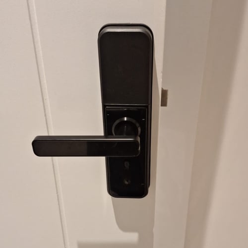 قفل سبيشيل الذكي Special