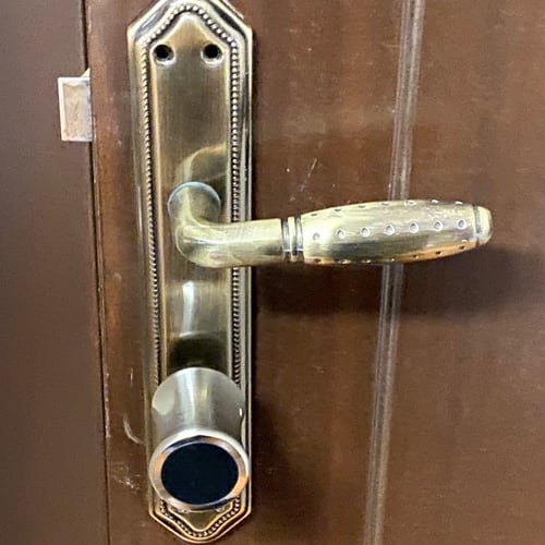 قفل ايزي الذكي Easy