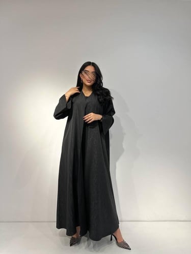 فيونكه سوداء لامعه