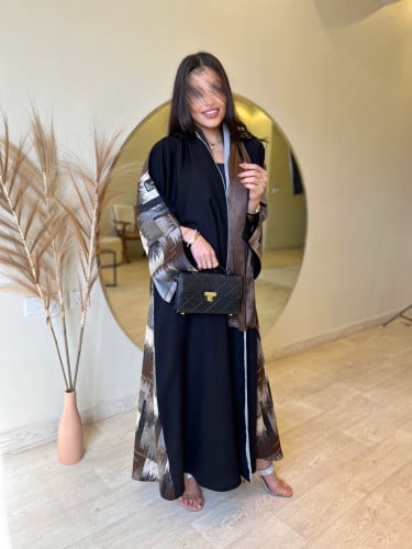 تفته جاكار هندي بمزيج الألوان البني و الرمادي و ال...