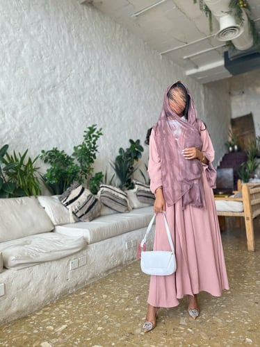 كريب امريكي نود _ نص كلوش و طرحة دانتيل