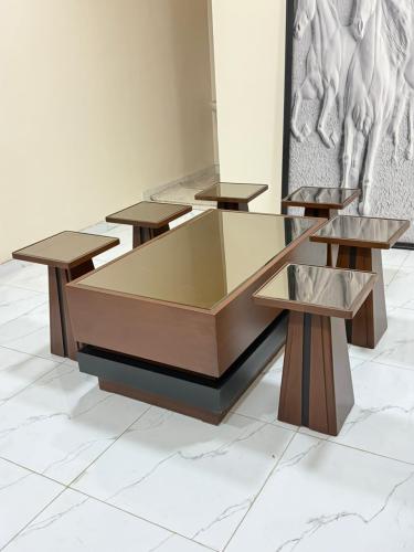 طاولات حبة مع 6 خدمات