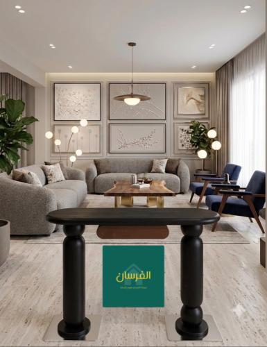 مدخل خشب سويدي اسود بدرج