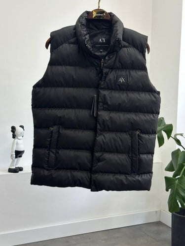 جاكيت ارماني اسود