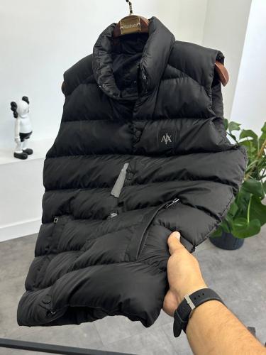 جاكيت ارماني اسود