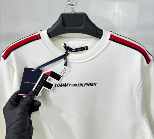 تومي هيلفجر