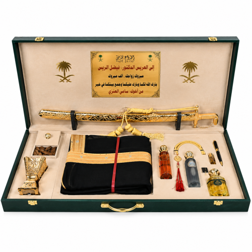 طقم هدية فاخر متكامل – سيف عربي مع بشت وعطور داخل...