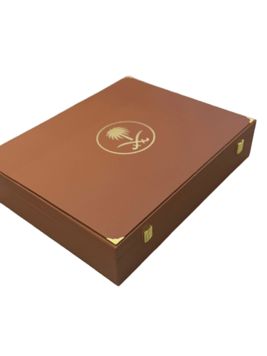 بوكس العيد الفاخر للوالد – هدية ملكية تليق بمقامه