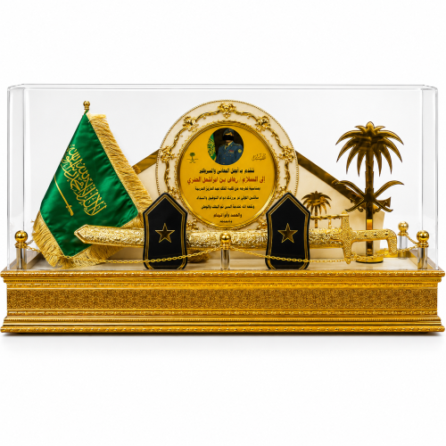درع تذكاري فاخر مع سيف مذهب – هدية راقية بتصميم عر...