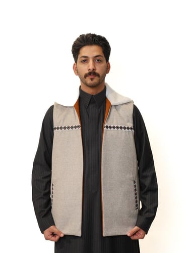 سديري سدو تراثي فاخر أناقة تراثية بتصميم أصيل