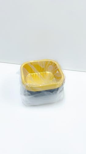 قالب المنيوم مربع اسود / ذهبي + غطاء شفاف 300 مل 9...