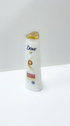 دوف شامبو 400 مل تغذية للشعر الجاف والمتطاير _ الز...