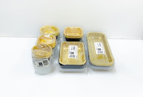 قالب المنيوم دائري اسود / ذهبي + غطاء شفاف 125 مل...