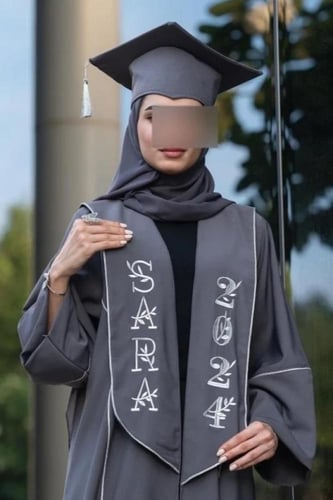عبايات تخرج 2025/مديل1