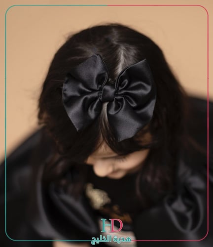 فستان اسود_ كم كلوش