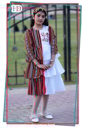 فستان بشكل سدو احمر