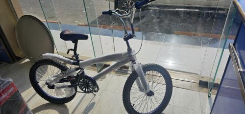 سيكل كوبرا مقاس 20