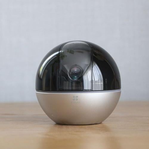 EZVIZ كاميرا واي فاي داخلية ذكية E6 - صوت ثنائي ال...