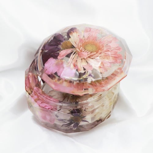 علبه مجوهرات من ازهارك