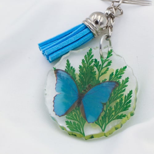 ميداليه ازرق