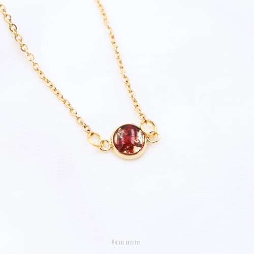 قلاده tiny red rose