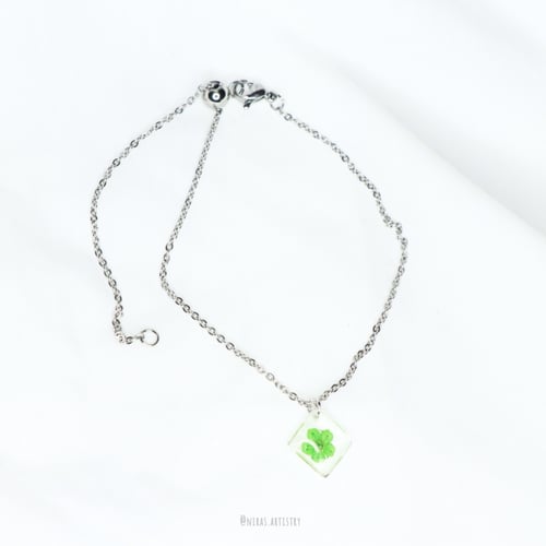 اساور green & blue