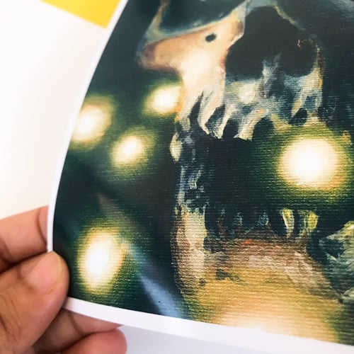 رسمه مطبوعه\ بوستر glowing skull