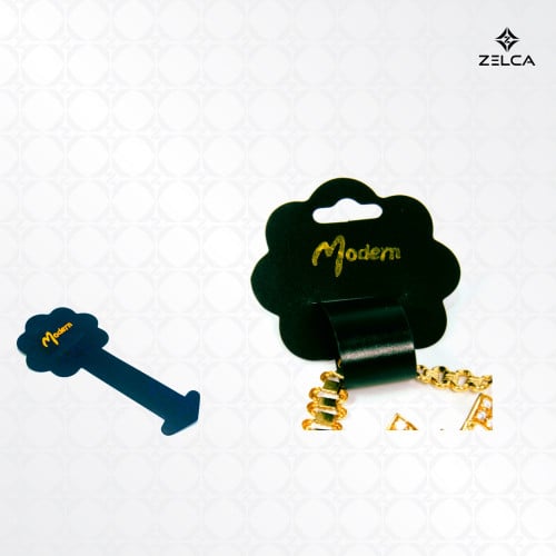 كرت عرض للتعاليق (السلاسل، اطواق، طرح، ايشاربات) ب...