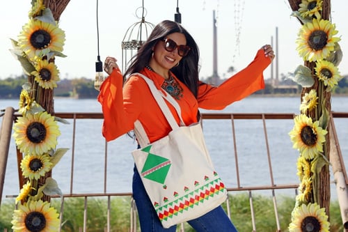 كيس قماشي فاخر بزخرفة تراثية