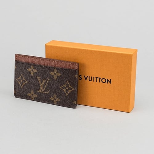 LV Card holderتسليم فوري