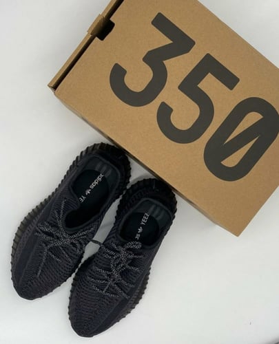 شوز ايزي باللون الأسود مع لمعة في الحبال ، هاي كوا...