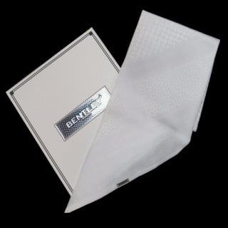 شماغ بنتلي ابيض 2024 Bentley