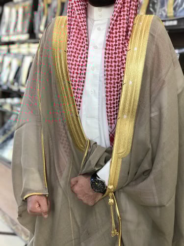 بشت رجالي ملكي رسمي لون زيتي فاتح دقة ملكيه قماش ص...