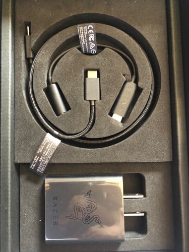 شاحن ريزر فون 2 الاصلي مع الكيبل