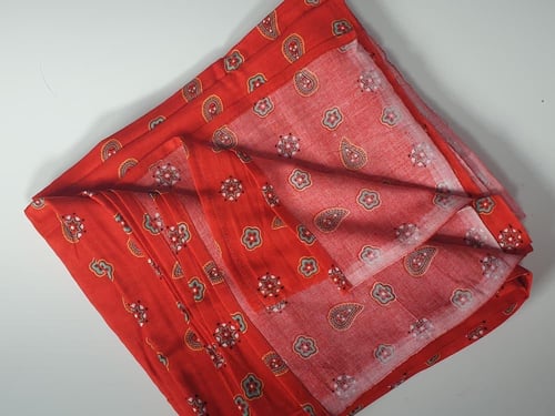 شرشف صلاة روز مشجر أحمر