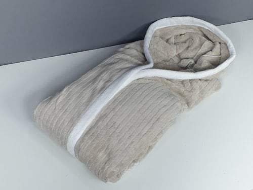 روب استحمام أطفال بقبعة 4 مقاسات من عمر 5 إلى 12 س...