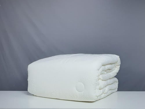 مفرش نيوم لون سكري 8 قطع صيفي مزدوج