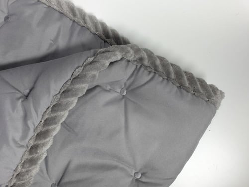 مفرش روزا مطرز لون رصاصي غامق 8 قطع صيفي مزدوج