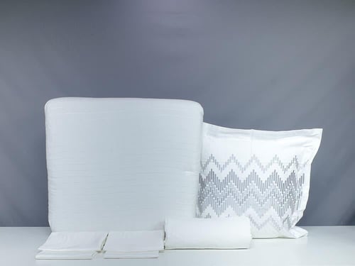 مفرش تينسل سايكورا قطن 100%لون سكري 8 قطع صيفي مزد...