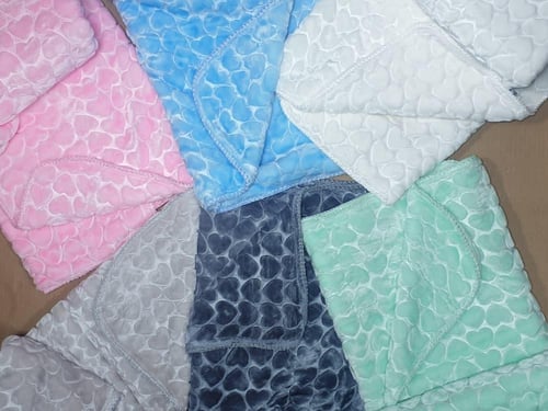 بطانية إيلان أطفال بنقشة قلب كبيرة 110*140 cm